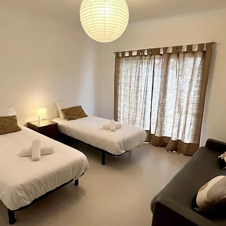 بيت للعطل 2palm House Peniche - اتوغويه ده باليه