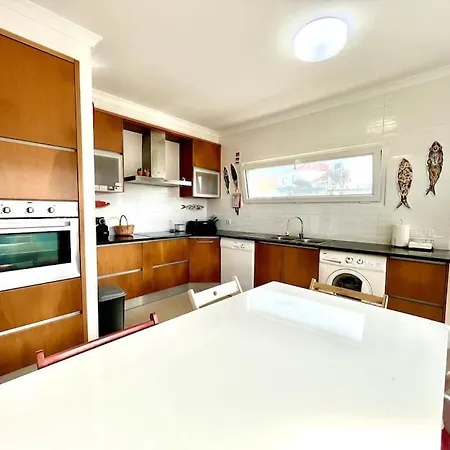 2palm House Peniche - بيت للعطل